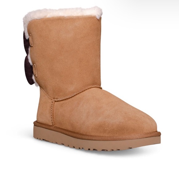 UGG Bailey Ribbed Bow Boots - Picture 7 of 9